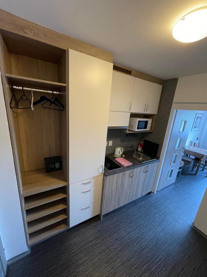Ferienwohnung Maxovo Kralovstvi Rovensko pod Troskami Exterior foto