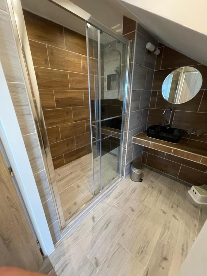 Ferienwohnung Maxovo Kralovstvi Rovensko pod Troskami Exterior foto
