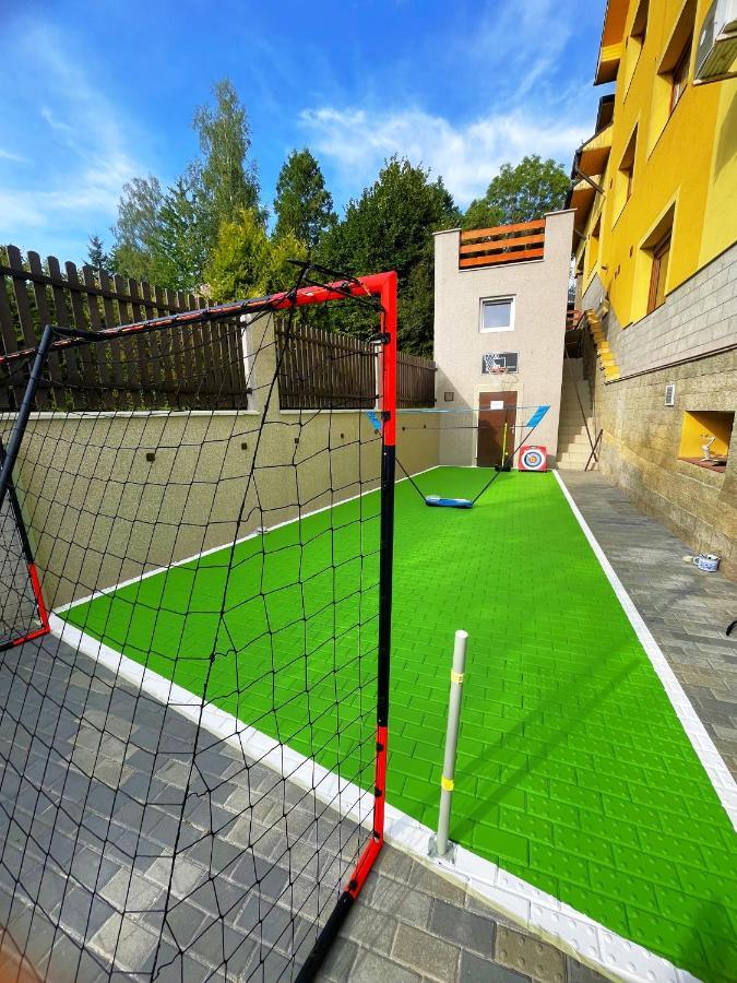 Ferienwohnung Maxovo Kralovstvi Rovensko pod Troskami Exterior foto