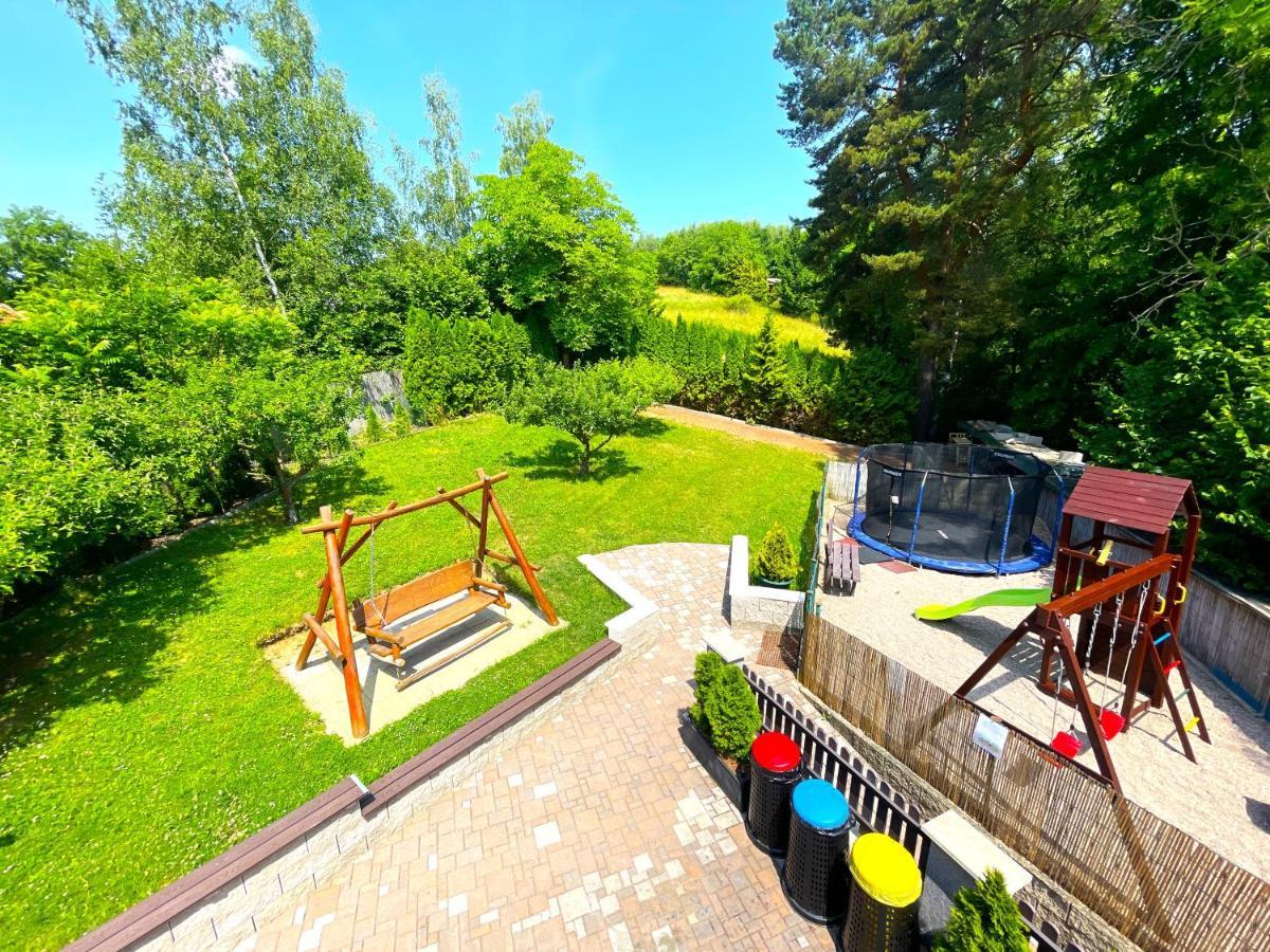 Ferienwohnung Maxovo Kralovstvi Rovensko pod Troskami Exterior foto