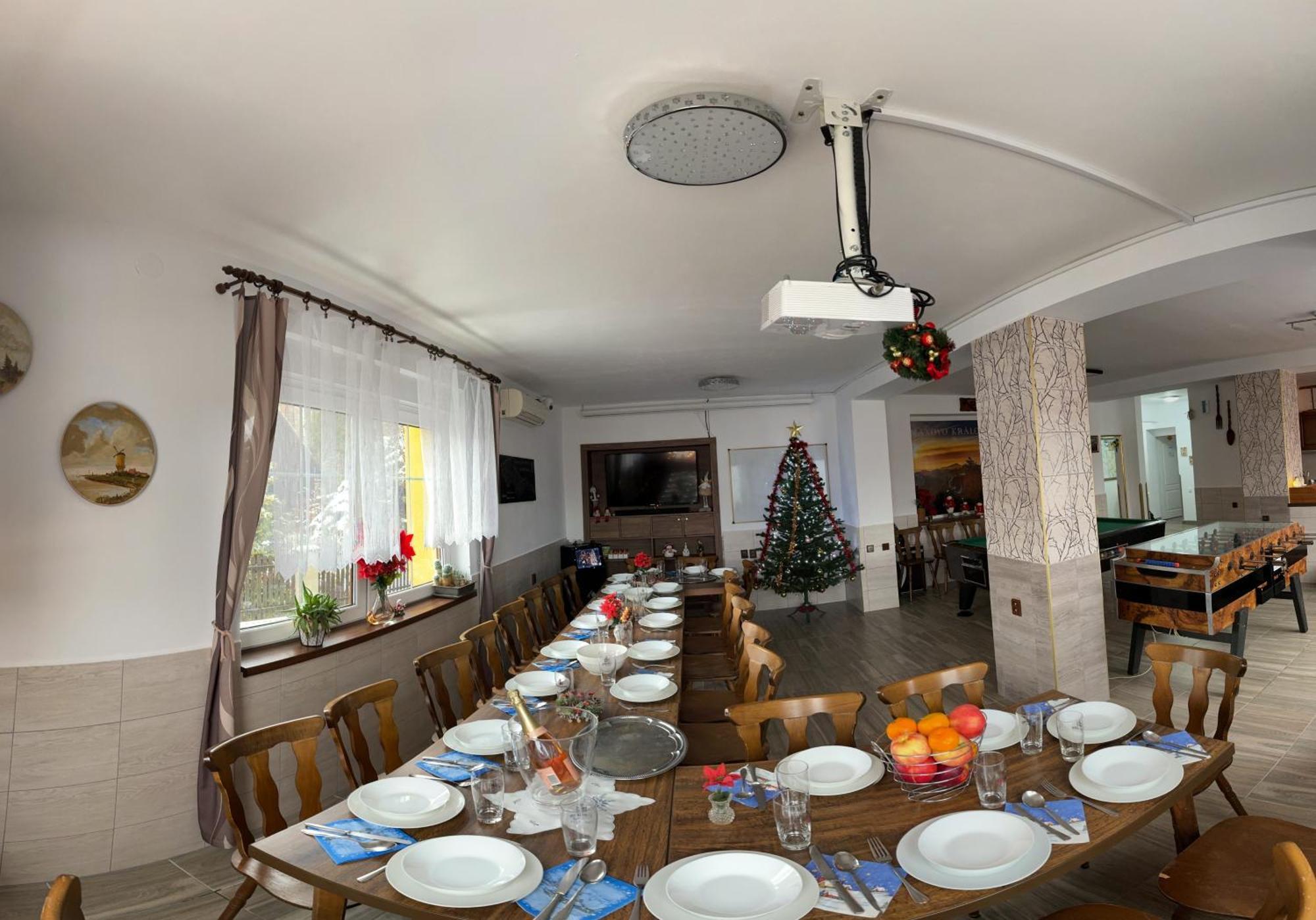 Ferienwohnung Maxovo Kralovstvi Rovensko pod Troskami Exterior foto
